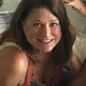 Meet your Posher, Annastasia